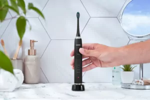 Щетка зубная электр. Ardesto ETB-211B, 40т. колеб/мин, насадок-5, футляр, IPX7, черный