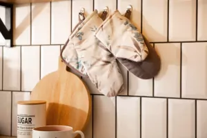 Рукавичка средняя ARDESTO Flower ART06MF