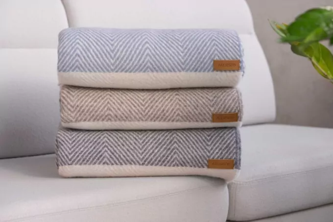 Плед ARDESTO Leonardo Bianco, 140×200см, 100% шерсть, голубой