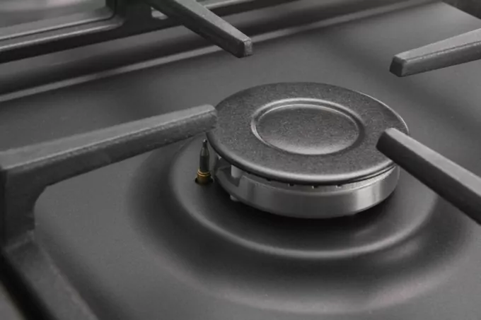 Плита ARDESTO комби Line-R, 53л, 60×60см, конвекция, чугун, подсветка, форсунки LPG (подключение газового баллона), черный