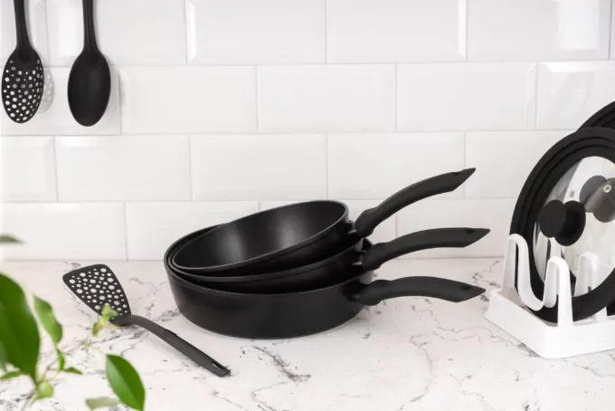 Сковорода глубокая Ardesto Gemini Gourmet Bolzano, 24см, алюминий, черный