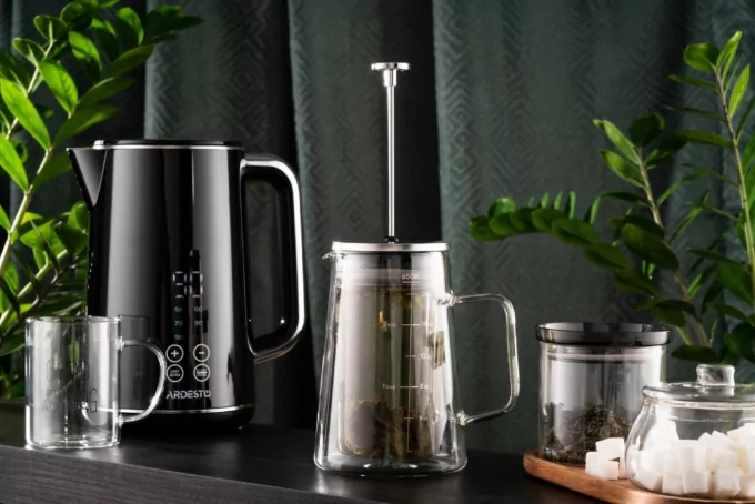 Электрочайник Ardesto Elegance, 1.7л, LED дисплей, двойные стенки, глянец, Otter, чёрный