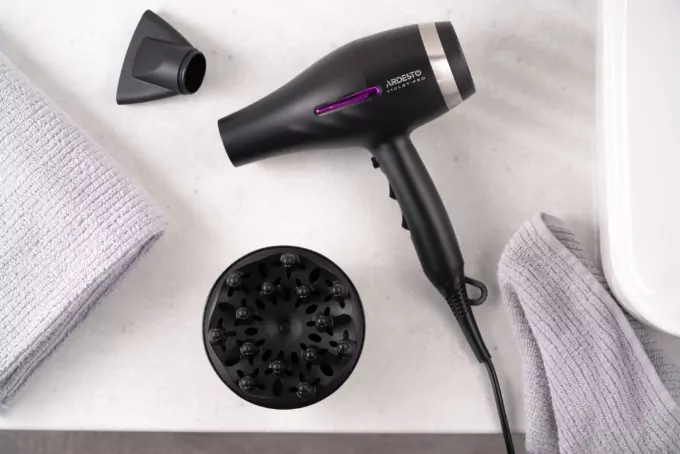 Фен Ardesto Violet PRO HD-Y223PRO, 1850-2200Вт, 2 швидкості , 3темп.режими, дифузор, чорний