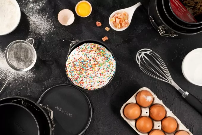 Форма для выпечки кулича/кекса Ardesto Gemini, 16х13см, углеродистая сталь, разъемная, круглая, серый