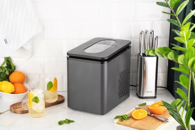 Ice maker household ARDESTO, 12kg/day, 1.8L, black