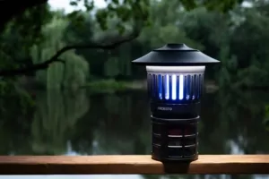 Светильник антимоскитный Ardesto, 5 Вт, авт.работа 14 ч, 6000-6500К, аккум. 2000 мА•ч., USB-C > USB-A, чёрный