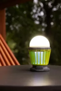 Светильник антимоскитный Ardesto, 5 Вт, авт.работа 20 ч, 6000-6500К, солнечная батарея, аккум. 1200 мА•ч, USB-C > USB-A, серо-зелёный