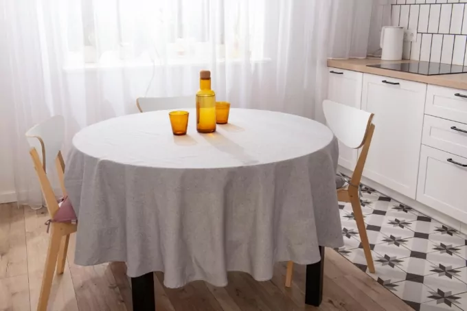 Скатертина ARDESTO Oliver, 136см, 100% бавовна, сірий
