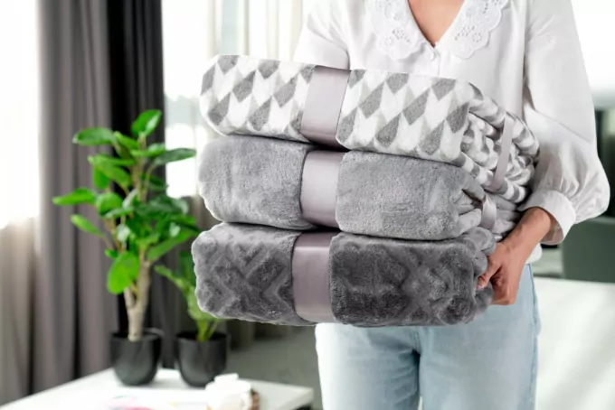 Плед Ardesto Flannel, 200х220см, 100% полиэстер, геометрия