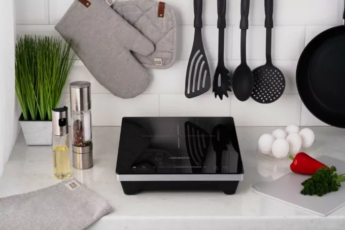 Плитка настольная ARDESTO индукионная, конф. — 1 на 1.8кВт, управл. — сенсорное, таймер, boost, черный