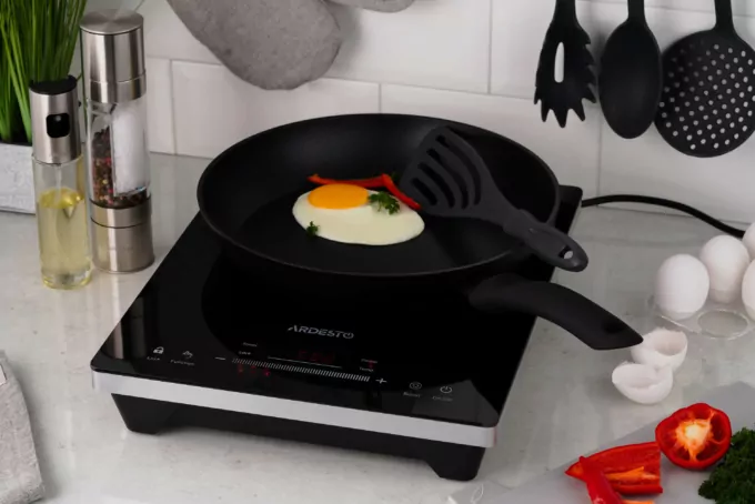 Плитка настольная ARDESTO индукионная, конф. — 1 на 1.8кВт, управл. — сенсорное, таймер, boost, черный