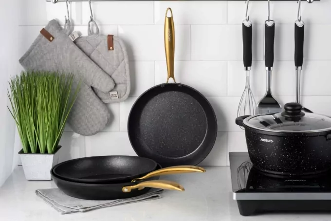 Fry pan ARDESTO Black Mars Sparkle, 24cm, aluminium, black