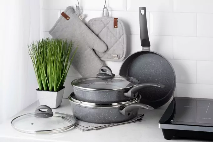 Ardesto Deep Fry pan with lid Gemini Gourmet Apulia, 28cm, aluminium, gray