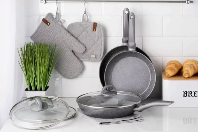 ARDESTO Fry pan with lid Gemini Gourmet Vasto, 24cm, aluminium, gray