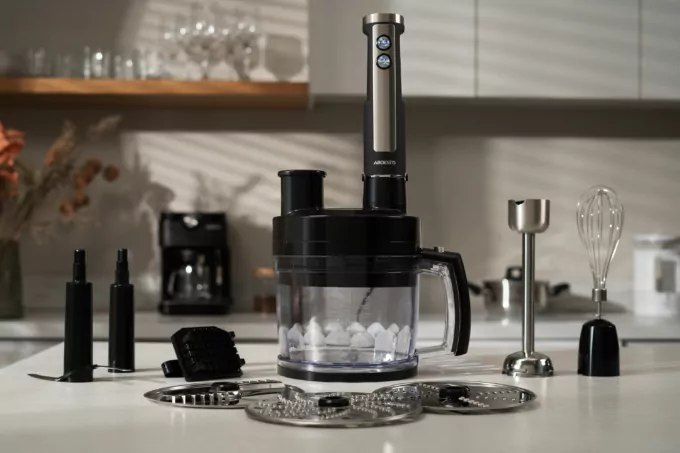 Блендер Ardesto погружной 1000Вт, 7в1, чаша-2000мл, насадка для нарезания кубиками, черно-серебристый