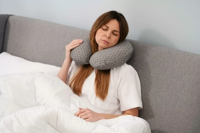 Neck pillow ARDESTO Sleepwell Travel 34х29х10cm, aircell memory foam, grey