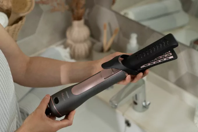 Ardesto Hair Dryer Brush Pink Touch, 1200W, 2 speeds, 2 temperature settings, ionization, LED-display, 4 attachments, gray+pink