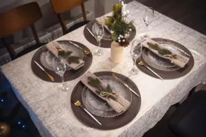 ARDESTO Tablecloth Shine 140х180cm, 100% polyester, gold