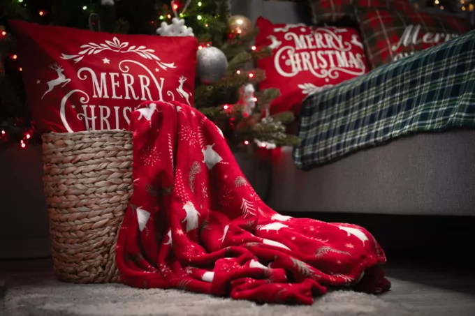 Flannel blanket ARDESTO 160x200cm, dancing gnomes, 100% polyester