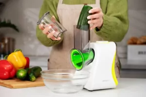 Мультирезка Ardesto, 200Вт, 4 насадки, корпус-пластик, белый