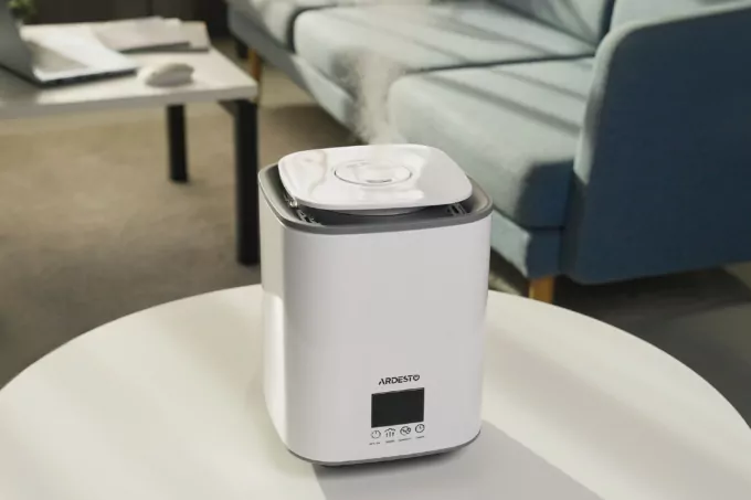 Air humidifier ARDESTO ultrasonic, 25m2, 3.1l, 250ml/h, electric. steering, upper water bay, display, white