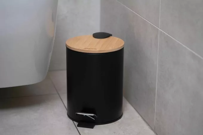 Відро для сміття Ardesto Minimalism з педаллю, 3л, метал, пластик, бамбук, чорний