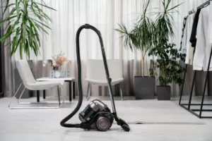 Пылесос Ardesto контейнерный, 700Вт, конт пыль -2.5л, НЕРА, чёрно-бронзовый