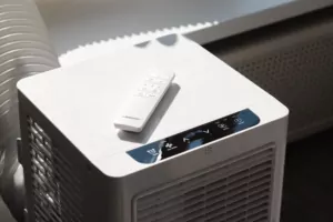 Кондиціонер мобільний Ardesto CoolFlex 25м2 on/off 9000BTU 2.5кВт A/- R290 білий